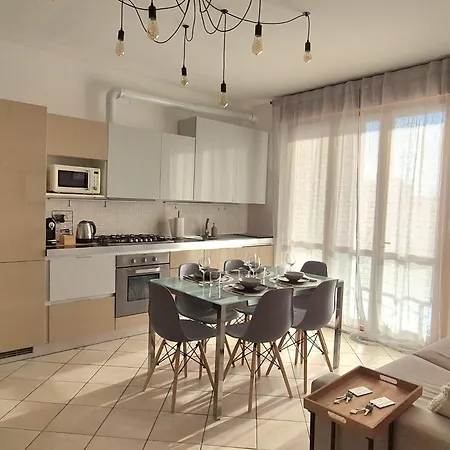 Апартаменты La Meridiana 12